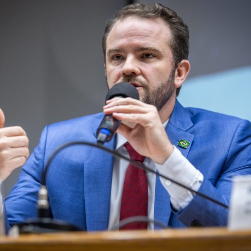 Durigan diz que discussão para o fim da declaração anual do Imposto de Renda está ‘a todo vapor’ no governo