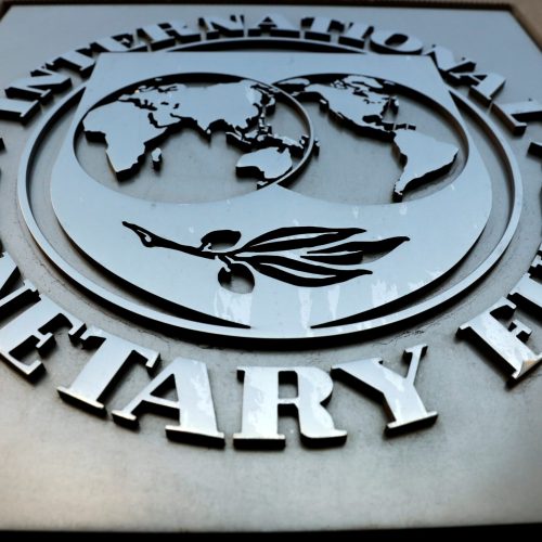 Reformas fiscais significativas são necessárias para que dívida do Brasil tenha firme queda, diz FMI