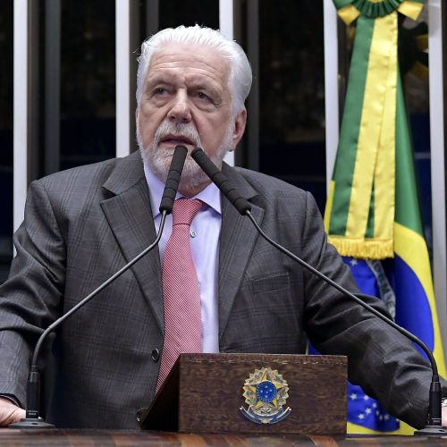 Expectativa no Planalto é pelo afastamento de Jaques Wagner após conversa com Lula